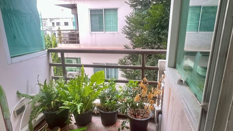 Family House Ladprao 71 : แฟมมิลี่ เฮ้าส์ ลาดพร้าว 71, กรุงเทพ, 71 ลาดพร้าว, ลาดพร้าว, ลาดพร้าว, กรุงเทพ, 55 ตร.ม., คอนโด ขาย, โดย สินรัตน์ ปรีชานุกูล, 500304081 - DDproperty.com
