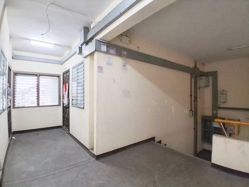 Baan Ua-Athorn Wat Sri Waree Noi, Samut Prakan, Srisa Chorakhe Yai, Bang Sao Thong, Samut Prakan, 1 Bedroom, 32 sqm, Condo For Sale, by The Best Property ไก่, 500304084 - DDproperty.com