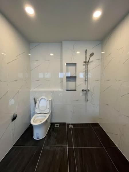 Centro Vibhavadi, Bangkok, Chang Akat Uthit Road, Sanam Bin, Don Mueang, Bangkok, 4 Bedrooms, 210 sqm, Single Detached House For Rent, by Narong Chutianankasem, 500304110 - DDproperty.com