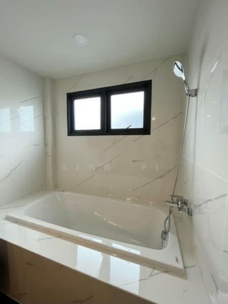 Centro Vibhavadi, Bangkok, Chang Akat Uthit Road, Sanam Bin, Don Mueang, Bangkok, 4 Bedrooms, 210 sqm, Single Detached House For Rent, by Narong Chutianankasem, 500304110 - DDproperty.com