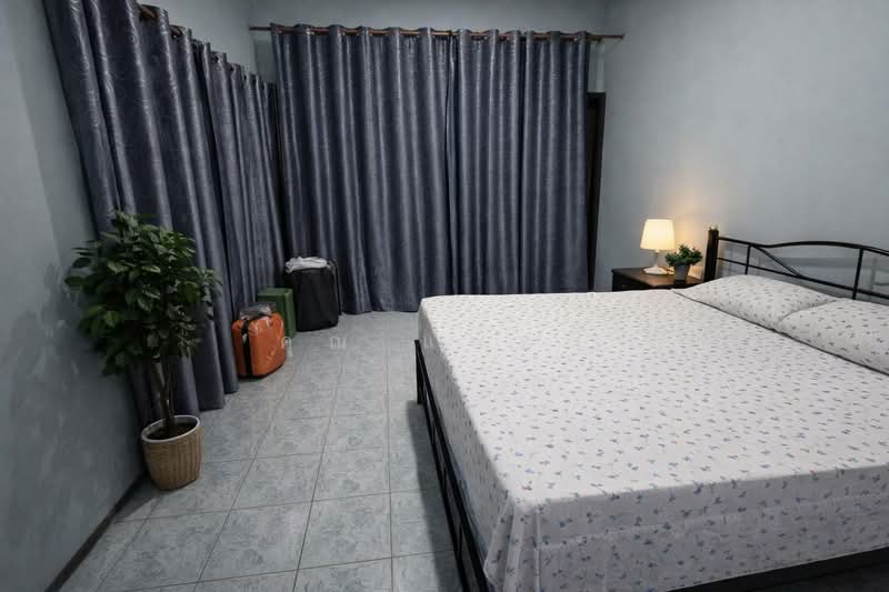 Urgent sale! Corner house, ready for business operation, Ayutthaya, Phra Nakhon Si Ayutthaya, Phai Ling, Phra Nakhon Sri Ayutthaya, Phra Nakhon Si Ayutthaya, 4 Bedrooms, 232 sqm, Single Detached House For Sale, by คุณ แพทตี้, 500304116 - DDproperty.com