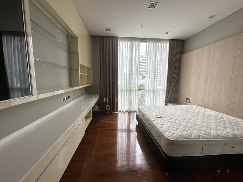 Domus 18, Bangkok, Soi Sukhumvit 18, Khlong Toei, Bangkok, 3 Bedrooms, 310 sqm, Condo For Rent, by Thanaporn Wongcharoen, 500304117 - DDproperty.com