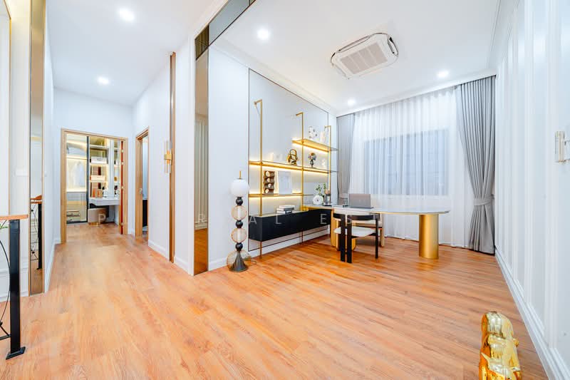 House for Sale Nong Pla Lai East Pattaya, Chon Buri (Pattaya), Bang Lamung, Bang Lamung (Pattaya), Chon Buri (Pattaya), 4 Bedrooms, 322 sqm, Single Detached House For Sale, by PLC Real Estate, 500304131 - DDproperty.com