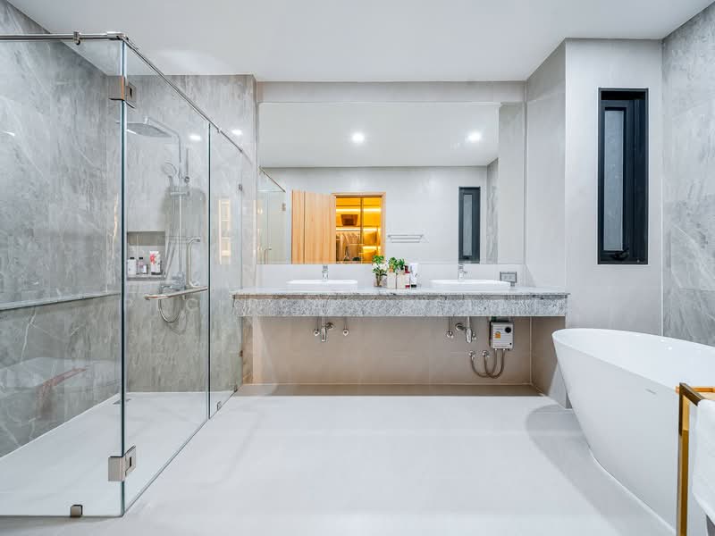 House for Sale Nong Pla Lai East Pattaya, Chon Buri (Pattaya), Bang Lamung, Bang Lamung (Pattaya), Chon Buri (Pattaya), 4 Bedrooms, 322 sqm, Single Detached House For Sale, by PLC Real Estate, 500304131 - DDproperty.com