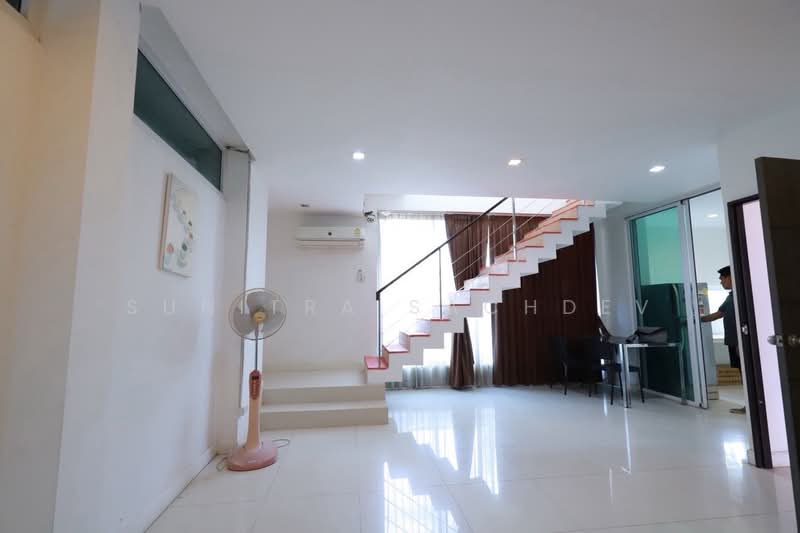 Grand I-Design Vibhavadi : แกรนด์ ไอ-ดีไซน์ วิภาวดีฯ, กรุงเทพ, 279 ถนน วิภาวดีรังสิต, สนามบิน, ดอนเมือง, กรุงเทพ, 240 ตร.ม., บ้านเดี่ยว ให้เช่า, โดย Sunitra Sachdev, 500304199 - DDproperty.com