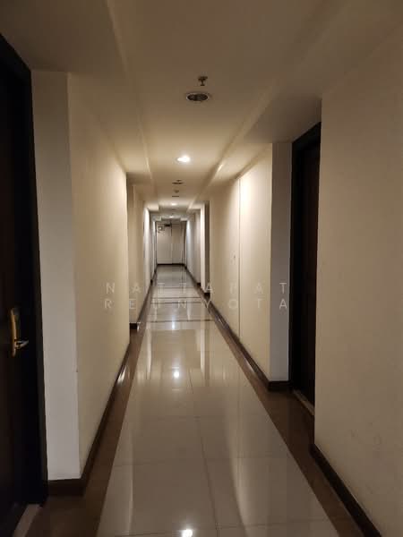 The Next Garden Suites, Bangkok, 111 Soi Sukhumvit 52, Sukhumvit Road, Bang Chak, Phra Khanong, Bangkok, 2 Bedrooms, 62 sqm, Condo For Sale, by Nattapat Reunyota, 500304205 - DDproperty.com