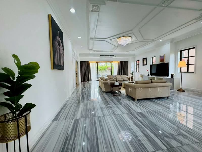Charan Tower Residences by Aspira, Bangkok, 19 Soi Sukhumvit 43, Khlong Tan Nua, Watthana, Bangkok, 4 Bedrooms, 680 sqm, Apartment For Rent, by Vichai Annavakulthorn, 500304235 - DDproperty.com