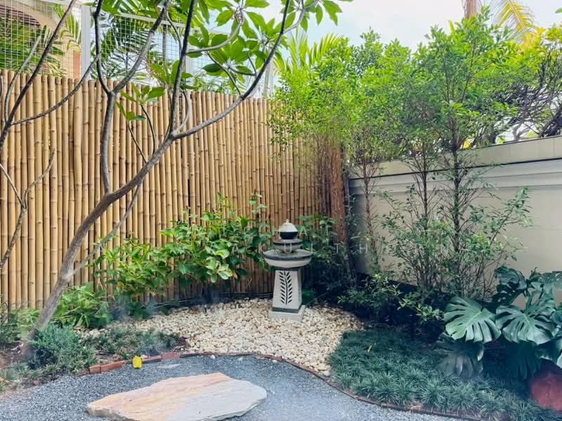 Charan Tower Residences by Aspira, Bangkok, 19 Soi Sukhumvit 43, Khlong Tan Nua, Watthana, Bangkok, 4 Bedrooms, 680 sqm, Apartment For Rent, by Vichai Annavakulthorn, 500304235 - DDproperty.com