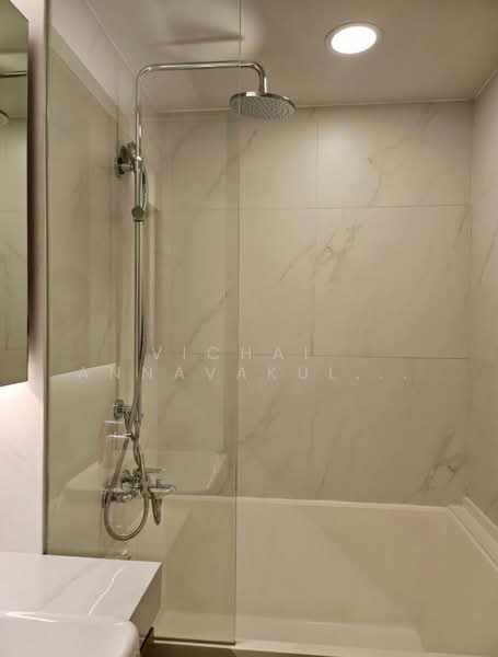 Walden Asoke, Bangkok, 120 12 Sukhumvit Road, Khlongtoei Nua, Watthana, Bangkok, 1 Bedroom, 32 sqm, Condo For Rent, by Vichai  Annavakulthorn, 500304254 - DDproperty.com