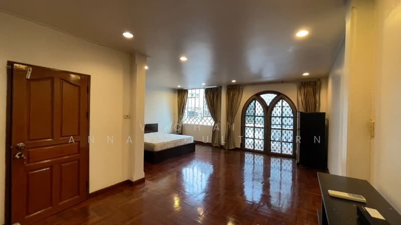 undefined, Bangkok, Khlong Tan Nua, Watthana, Bangkok, 4 Bedrooms, 280 sqm, Townhouse For Rent, by Vichai Annavakulthorn, 500304284 - DDproperty.com