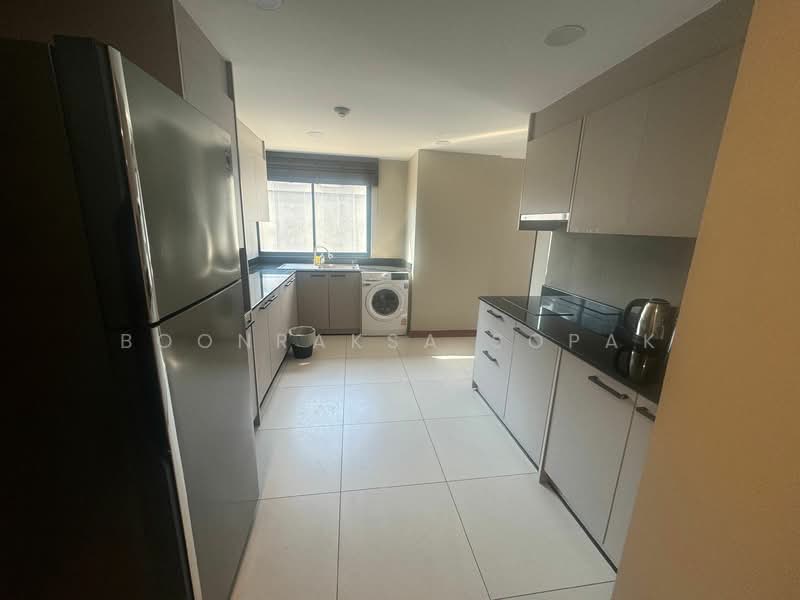 United Tower Thonglor, Bangkok, 333 Soi Thonglor 17, Khlong Tan Nua, Watthana, Bangkok, 2 Bedrooms, 130 sqm, Condo For Rent, by Boonraksa Sopak, 500304299 - DDproperty.com