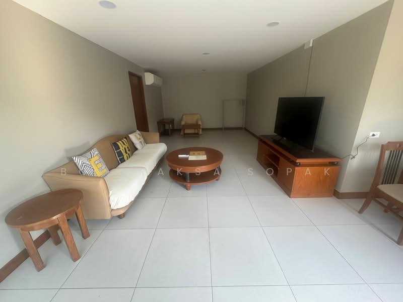 United Tower Thonglor, Bangkok, 333 Soi Thonglor 17, Khlong Tan Nua, Watthana, Bangkok, 2 Bedrooms, 130 sqm, Condo For Rent, by Boonraksa Sopak, 500304299 - DDproperty.com