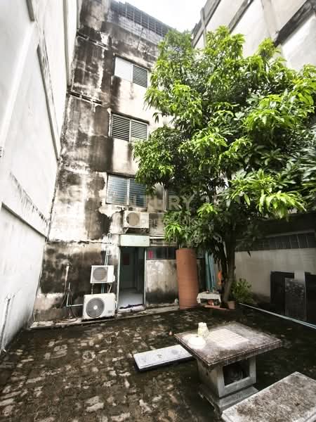 3 routes connect, 3-car parking. Perfect for business & family!, Bangkok, Chatuchak, Chatuchak, Bangkok, , 300 sqm, Shophouse For Sale, by Pattanan Apirayothin, 500304302 - DDproperty.com
