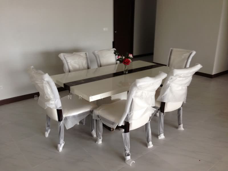 Vanida Apartment Ekkamai, Bangkok, Khlong Tan Nua, Watthana, Bangkok, 3 Bedrooms, 250 sqm, Apartment For Rent, by Boonraksa Sopak, 500304317 - DDproperty.com