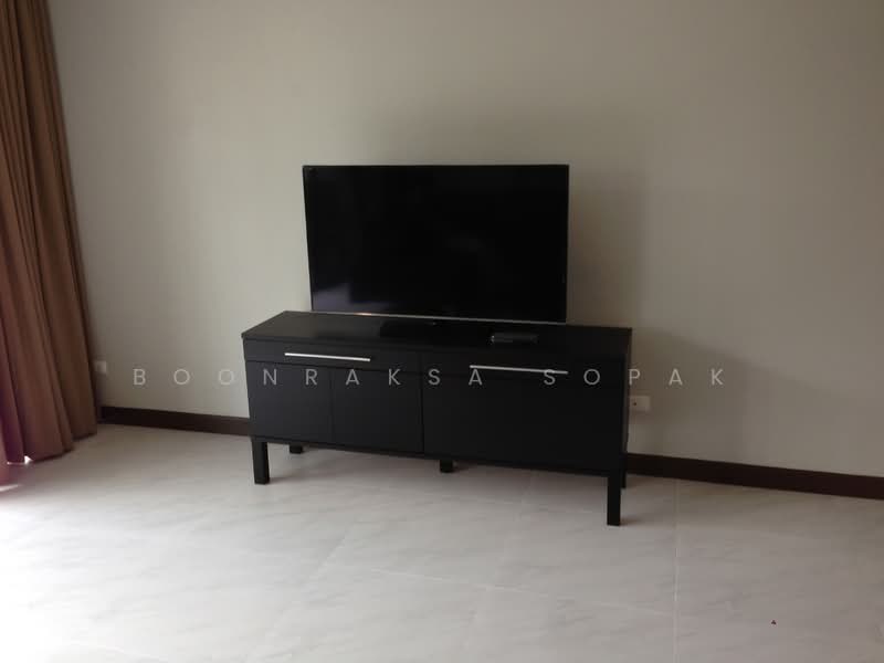 Vanida Apartment Ekkamai, Bangkok, Khlong Tan Nua, Watthana, Bangkok, 3 Bedrooms, 250 sqm, Apartment For Rent, by Boonraksa Sopak, 500304317 - DDproperty.com