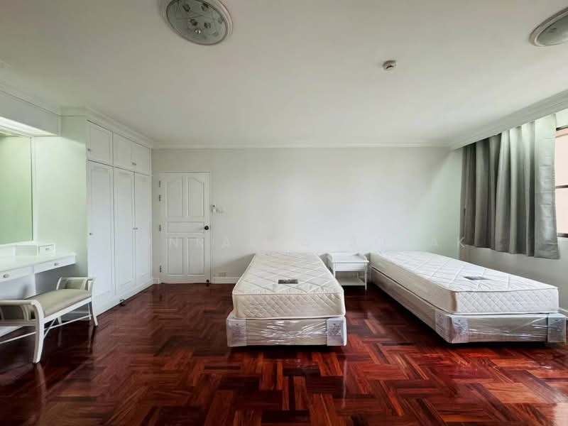 Charan Tower Residences by Aspira, Bangkok, 19 Soi Sukhumvit 43, Khlong Tan Nua, Watthana, Bangkok, 3 Bedrooms, 320 sqm, Apartment For Rent, by Boonraksa Sopak, 500304338 - DDproperty.com