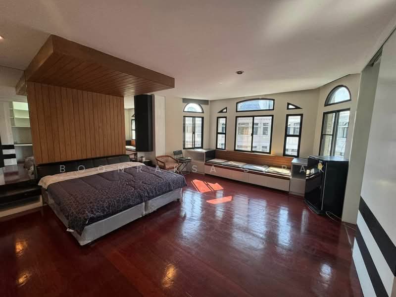 Moo Baan Chicha Castle, Bangkok, Sukhumvit 31, Khlongtoei Nua, Watthana, Bangkok, 3 Bedrooms, 350 sqm, Townhouse For Rent, by Boonraksa Sopak, 500304366 - DDproperty.com