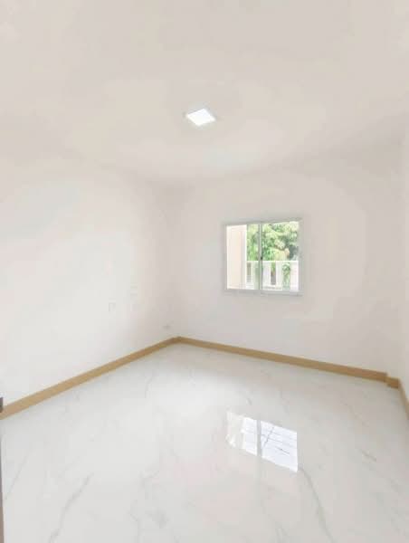 Ladasiri Baan Kluay-Sai Noi, Nonthaburi, ชัยพฤกษ์, Phimonrat, Bang Bua Thong, Nonthaburi, 4 Bedrooms, 21 sqm, Townhouse For Sale, by Connex Property, 500304386 - DDproperty.com