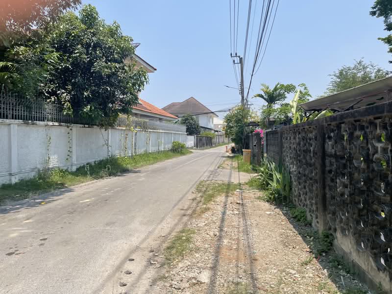 ขายที่ดิน ทำเลดี ใกล้สวนหลวง ร.9 (เฉลิมพระเกียรติ ร.9 ซอย 11), กรุงเทพ, เฉลิมพระเกียรติซอย 11, หนองบอน, ประเวศ, กรุงเทพ, 1,668 ตร.ม., ที่ดิน ขาย, โดย สุภาวดี ทองพูน, 500304447 - DDproperty.com