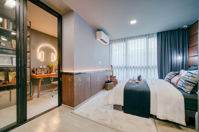 Maroon Ratchada 32, Bangkok, Chan Kasem, Chatuchak, Bangkok, 1 Bedroom, 35 sqm, Condo For Sale, by Pemika Aukkaraleekul, 500304448 - DDproperty.com