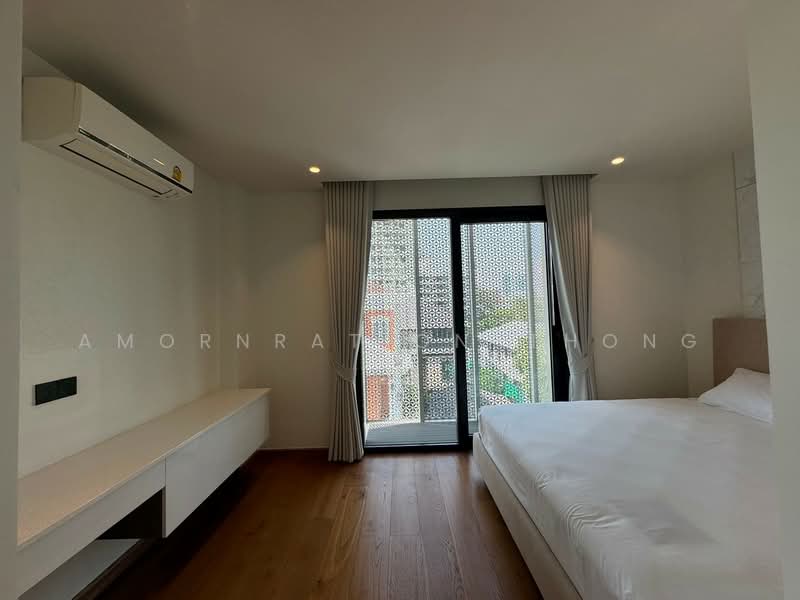 House, Bangkok, Khlong Tan Nua, Watthana, Bangkok, 3 Bedrooms, 580 sqm, Single Detached House For Sale, by Amornrat On-Thong, 500304452 - DDproperty.com
