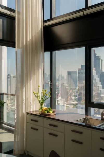 The Lofts Silom, Bangkok, Pramuan Road, Silom, Bang Rak, Bangkok, 2 Bedrooms, 122 sqm, Condo For Rent, by Smart Living Bangkok Co.,Ltd., 500304465 - DDproperty.com