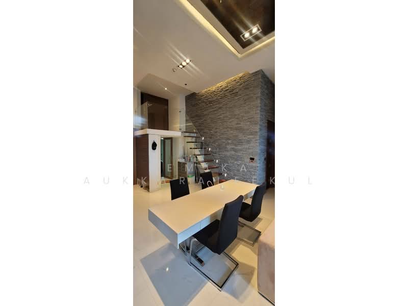 59 Heritage, Bangkok, 18 Soi Sukhumvit 59, Khlong Tan Nua, Watthana, Bangkok, 4 Bedrooms, 200 sqm, Condo For Sale, by Pemika Aukkaraleekul, 500304469 - DDproperty.com