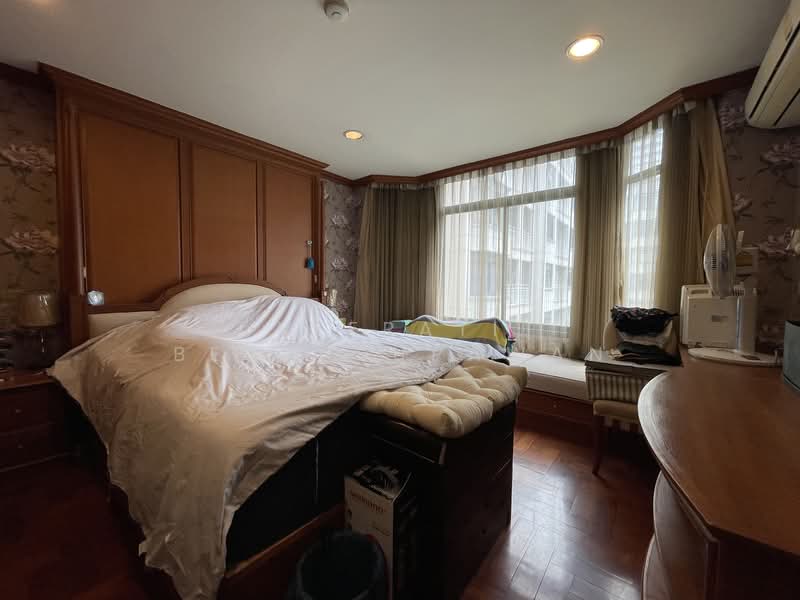 Green Point Silom, Bangkok, 29 Soi Anumanratthanon, Suriyawong, Bang Rak, Bangkok, 2 Bedrooms, 85 sqm, Condo For Sale, by Keerati Benjasupawan, 500304483 - DDproperty.com