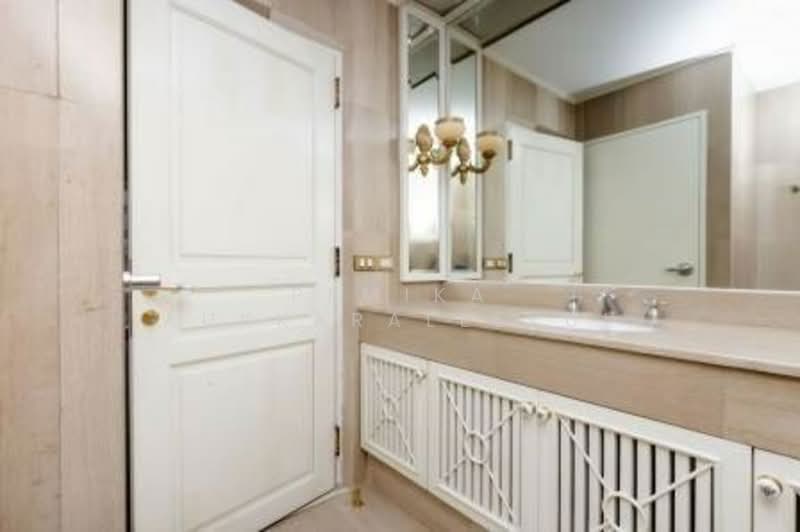 Langsuan Ville, Bangkok, 50 Soi Langsuan, Lumphini, Pathum Wan, Bangkok, 3 Bedrooms, 242 sqm, Condo For Sale, by Pemika Aukkaraleekul, 500304490 - DDproperty.com