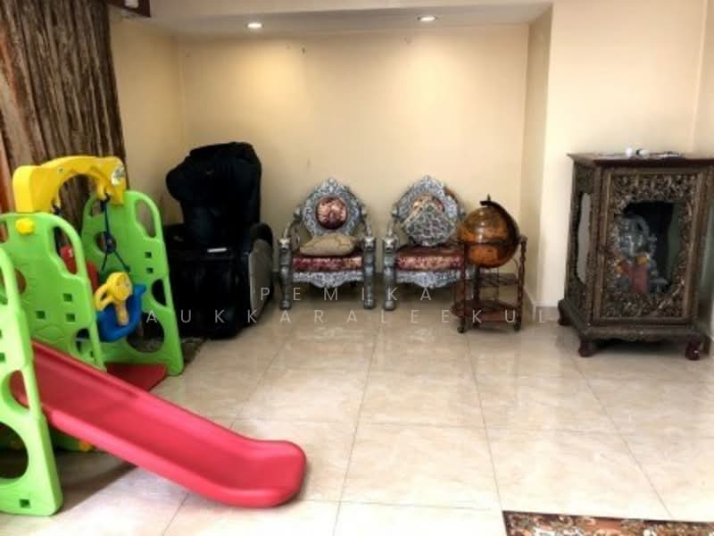 Crystal Garden Condominium : คริสตัล การ์เด้น, กรุงเทพ, 217 ถนนสุขุมวิท ซอย 4, คลองเตย, กรุงเทพ, 333 ตร.ม., คอนโด ขาย, โดย Pemika Aukkaraleekul, 500304499 - DDproperty.com