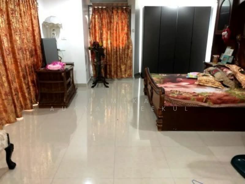 Crystal Garden Condominium : คริสตัล การ์เด้น, กรุงเทพ, 217 ถนนสุขุมวิท ซอย 4, คลองเตย, กรุงเทพ, 333 ตร.ม., คอนโด ขาย, โดย Pemika Aukkaraleekul, 500304499 - DDproperty.com