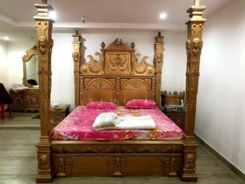 Crystal Garden Condominium : คริสตัล การ์เด้น, กรุงเทพ, 217 ถนนสุขุมวิท ซอย 4, คลองเตย, กรุงเทพ, 333 ตร.ม., คอนโด ขาย, โดย Pemika Aukkaraleekul, 500304499 - DDproperty.com