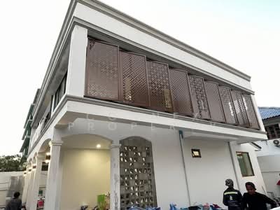 ขาย - บ้านเดี่ยว 66 วา นวมินทร์ 127 renovate เสร็จ สิ้นเดือนเมษายน 69, กรุงเทพ
