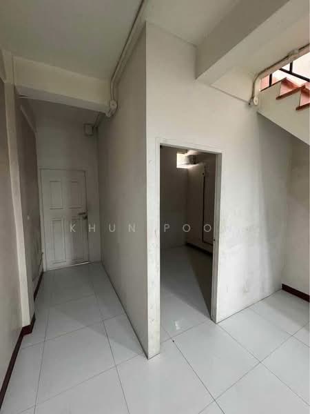 For Rent: Commercial Building within Walking Distance to BTS Bang Chak (SPSSR214), Bangkok, สุขุมวิท, Bang Chak, Phra Khanong, Bangkok, , 200 sqm, Shophouse For Rent, by Khun Poon, 500304518 - DDproperty.com