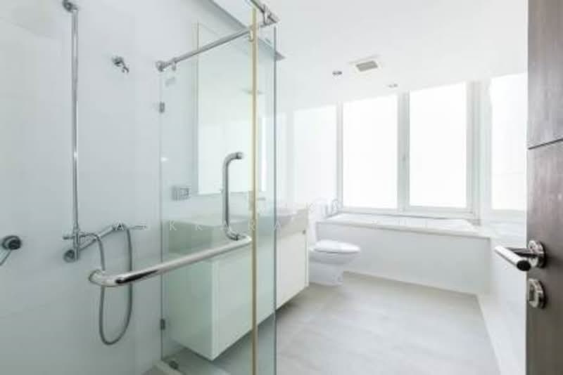 Siri Residence, Bangkok, 21 Soi Sukhumvit 24, Khong Tan, Khlong Toei, Bangkok, 3 Bedrooms, 142 sqm, Condo For Sale, by Pemika Aukkaraleekul, 500304559 - DDproperty.com