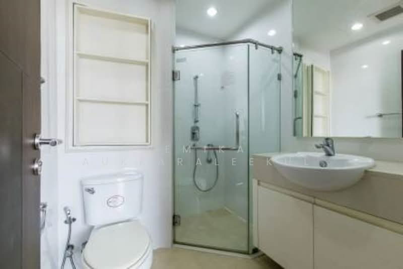 Siri Residence, Bangkok, 21 Soi Sukhumvit 24, Khong Tan, Khlong Toei, Bangkok, 3 Bedrooms, 142 sqm, Condo For Sale, by Pemika Aukkaraleekul, 500304559 - DDproperty.com