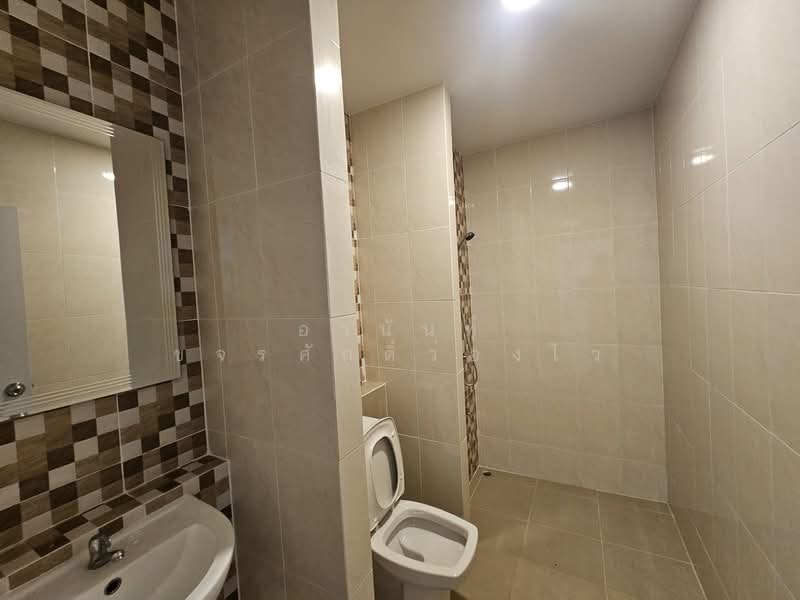 อาคารพาณิช 3 ชั้น (ธนานนท์ แลนด์ Thananon Land), Nonthaburi, โยธาธิการ นนทบุรี, Om Kret, Pak Kret, Nonthaburi, 4 Bedrooms, 280 sqm, Townhouse For Rent, by อานันท์ ขจรศักดิ์ว่องไว, 500304560 - DDproperty.com