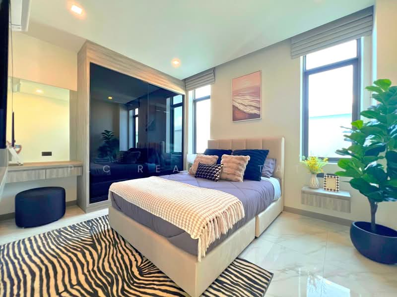 Private Pool Villa for Sale Toongklom Talman East Pattaya, Chon Buri (Pattaya), Bang Lamung, Bang Lamung (Pattaya), Chon Buri (Pattaya), 3 Bedrooms, 212 sqm, Villa For Sale, by PLC real estate, 500304564 - DDproperty.com