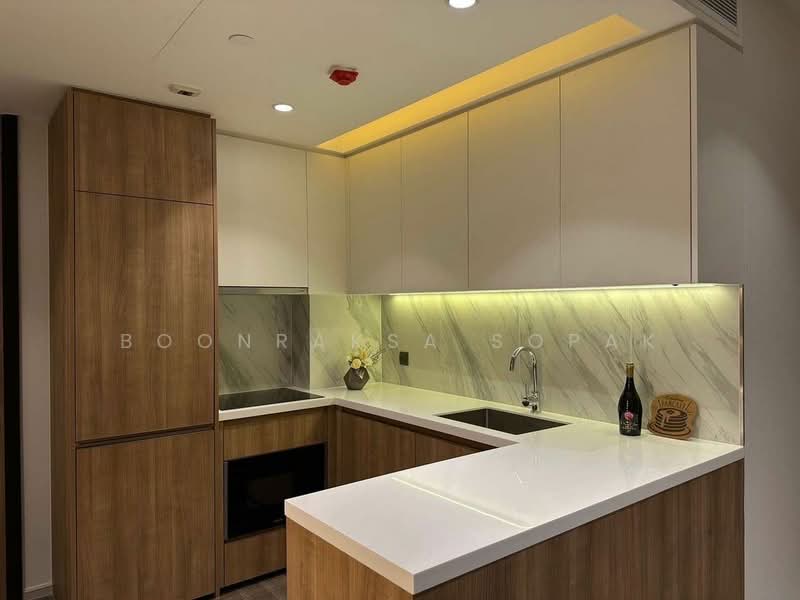 MUNIQ Sukhumvit 23, Bangkok, 17 Sukhumvit 23, Khlongtoei Nua, Watthana, Bangkok, 2 Bedrooms, 64 sqm, Condo For Rent, by Boonraksa Sopak, 500304624 - DDproperty.com