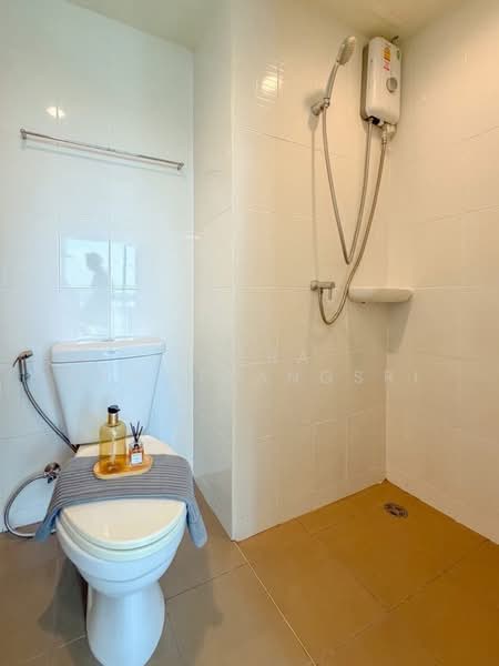 Lumpini Park Nawamin-Sriburapha : ลุมพินี พาร์ค นวมินทร์ - ศรีบูรพา, Bangkok, ถนนนวมินทร์, Khlong Kum, Bueng Kum, Bangkok, 1 Bedroom, 23 sqm, Condo For Sale, by Veera Sawatrangsri, 500304627 - DDproperty.com