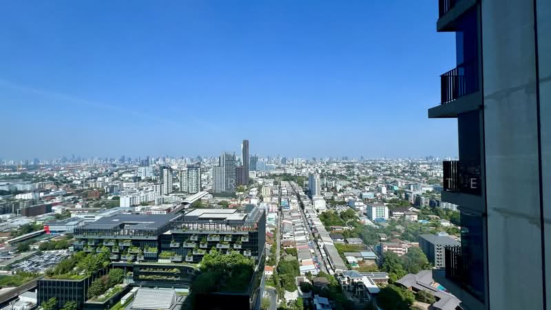 Whizdom Essence, Bangkok, 5 Piyabutr 1 Alley, Bang Chak, Phra Khanong, Bangkok, 1 Bedroom, 35 sqm, Condo For Rent, by Shinyu Real Estate, 500304672 - DDproperty.com