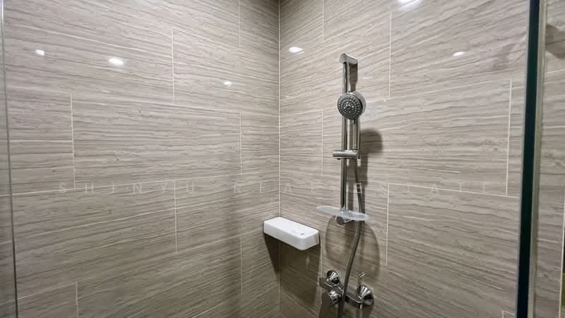 Whizdom Essence, Bangkok, 5 Piyabutr 1 Alley, Bang Chak, Phra Khanong, Bangkok, 1 Bedroom, 35 sqm, Condo For Rent, by Shinyu Real Estate, 500304672 - DDproperty.com