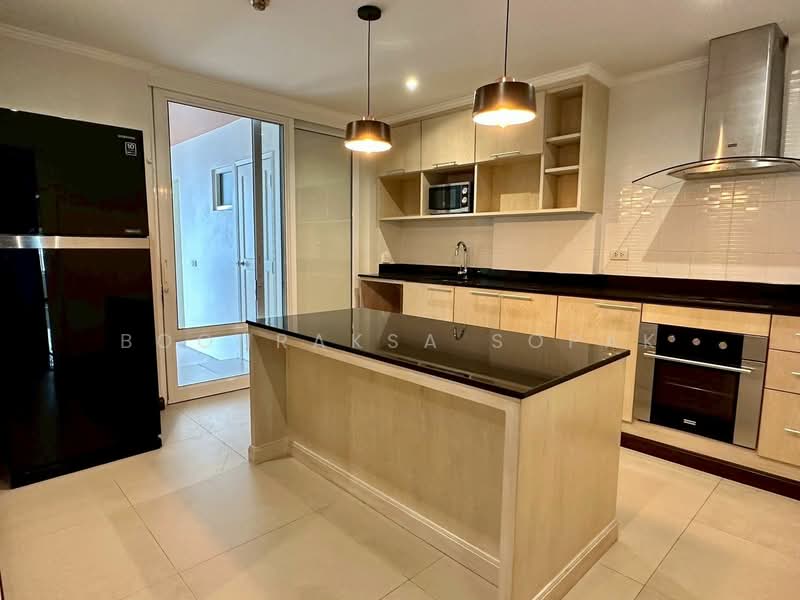 Newton Tower, Bangkok, Soi Sukhumvit 6, Khlong Toei, Bangkok, 3 Bedrooms, 190 sqm, Condo For Rent, by Boonraksa Sopak, 500304675 - DDproperty.com