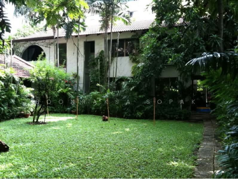 3-BR House, Bangkok, Bang Chak, Phra Khanong, Bangkok, 3 Bedrooms, 300 sqm, Single Detached House For Rent, by Boonraksa Sopak, 500304699 - DDproperty.com