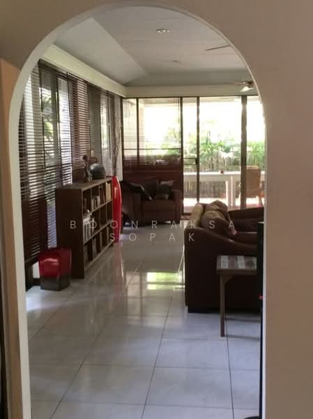3-BR House, Bangkok, Bang Chak, Phra Khanong, Bangkok, 3 Bedrooms, 300 sqm, Single Detached House For Rent, by Boonraksa Sopak, 500304699 - DDproperty.com