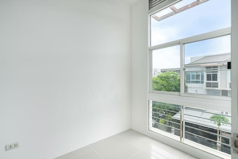 The Metro Rama 9, Bangkok, Soi 3/2, Prawet, Prawet, Bangkok, 3 Bedrooms, 149 sqm, Townhouse For Sale, by HOME Real Estate Service, 500304765 - DDproperty.com