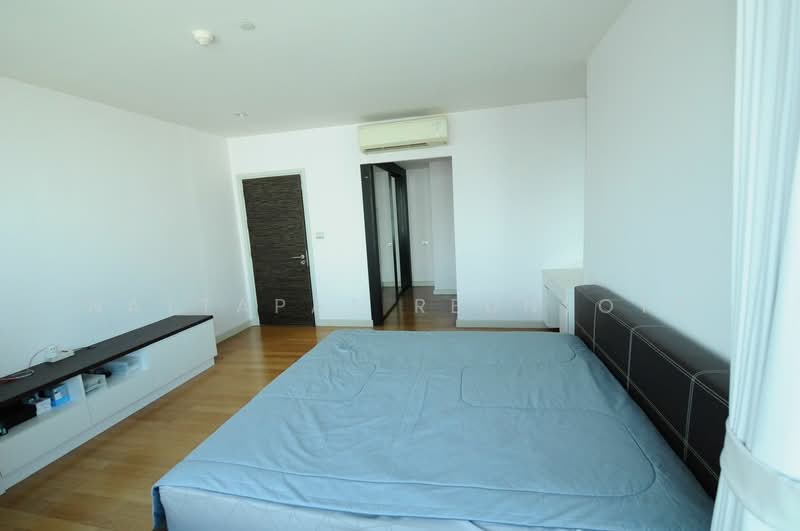 Watermark Chaophraya, Bangkok, Soi Charoennakorn 39-41, Charoennakorn Road, Bang Lam Phu Lang, Khlong San, Bangkok, 3 Bedrooms, 146 sqm, Condo For Sale, by Nattapat Reunyota, 500304770 - DDproperty.com