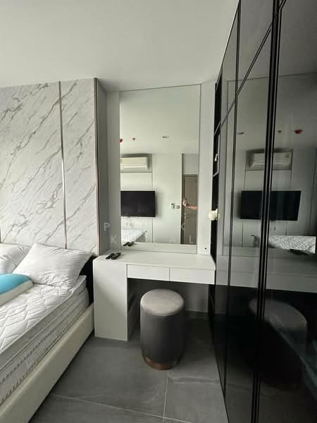 Life Asoke Hype, Bangkok, 339 Chaturathit Rd, Makkasan, Ratchathewi, Bangkok, 2 Bedrooms, 100 sqm, Condo For Sale, by Pemika Aukkaraleekul, 500304777 - DDproperty.com