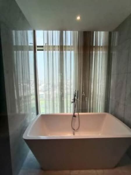 The St. Regis Bangkok (Residences), Bangkok, Rajdamri, Lumphini, Pathum Wan, Bangkok, 3 Bedrooms, 325 sqm, Condo For Sale, by Pemika Aukkaraleekul, 500304803 - DDproperty.com