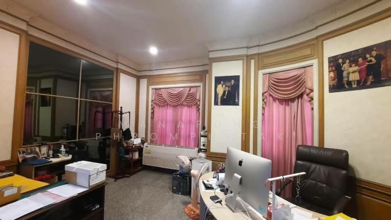 5-BR House, Samut Prakan, Rachathewa, Bang Plee, Samut Prakan, 5 Bedrooms, 1,000 sqm, Single Detached House For Sale, by Manapong Phromphitak, 500304808 - DDproperty.com